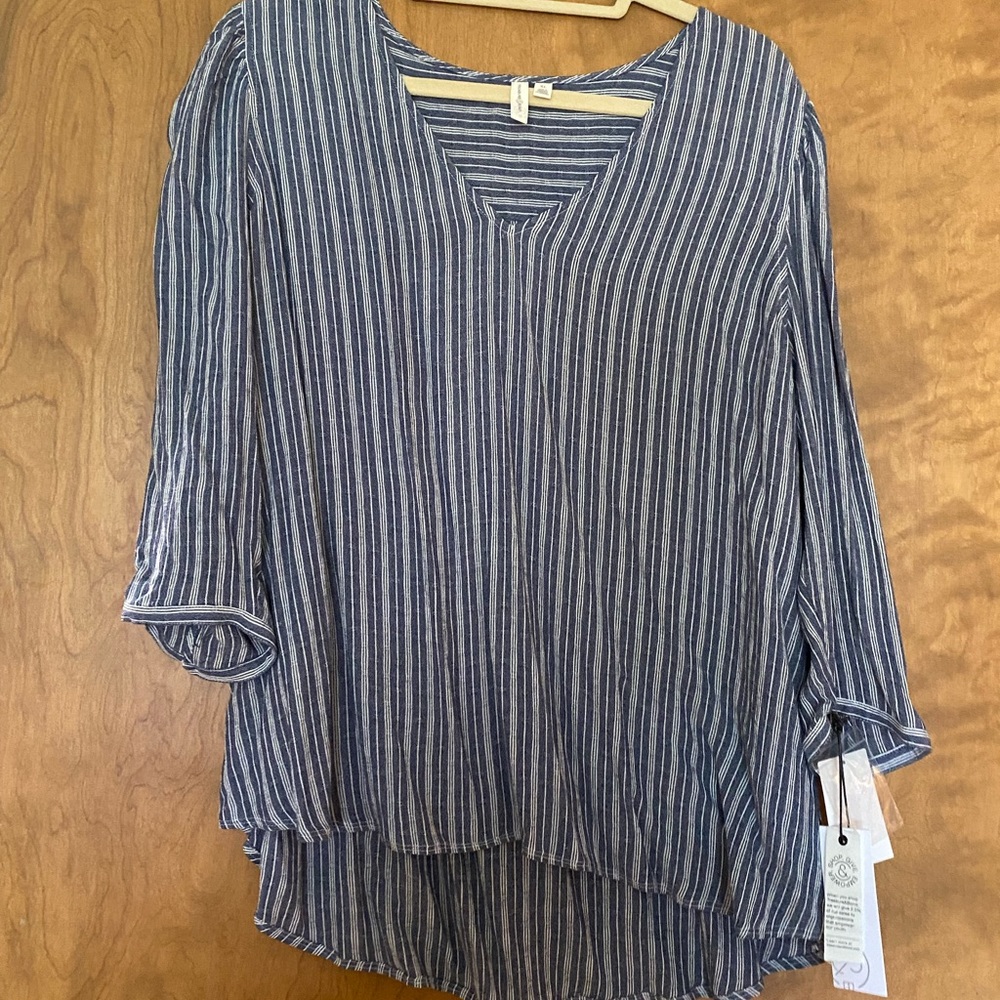 Treasure and Bond top from Nordstrom never worn NWT